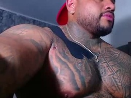 Screen Grab from evaandcriss07