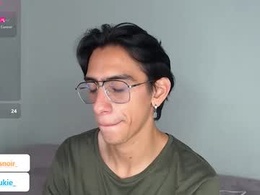 Screen Grab from evansnoir