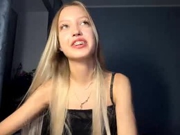 Screen Grab from evelinegallucci
