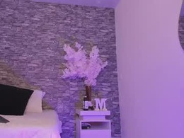 Screen Grab from evelyn_moon69