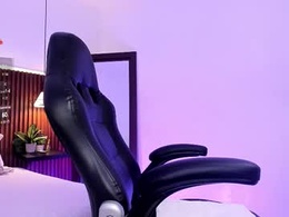 Screen Grab from evelyn_samantha