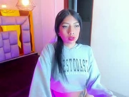Screen Grab from ey_im_simone_