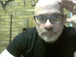 Screen Grab from f1zzeek