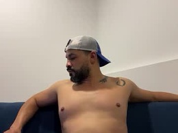 Screen Grab from falkor_xl