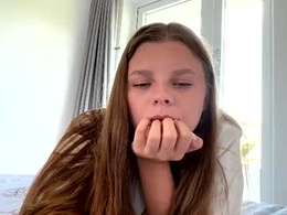Screen Grab from faraheutsey
