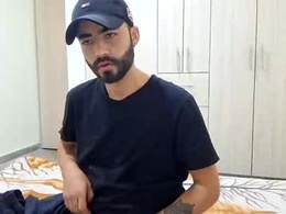 Screen Grab from federico_ojitosverdes