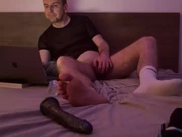 Screen Grab from feet_fun_35