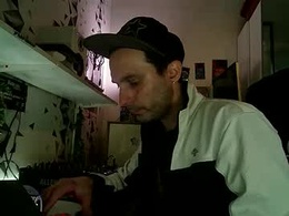 Screen Grab from feetamiiin