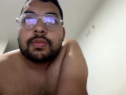 Screen Grab from felipebig1999