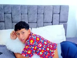 Screen Grab from felipehotgonzalez