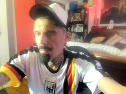 Screen Grab from felix_chirp