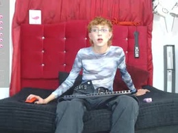 Screen Grab from feltwink_24
