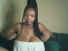 Screen Grab from flirtymimie