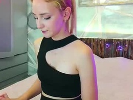 Screen Grab from foxblondiee