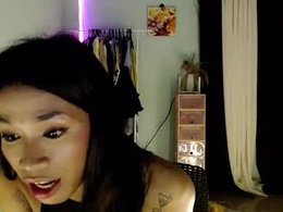 Screen Grab from foxxygirly_