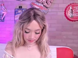 Screen Grab from foxy__eva