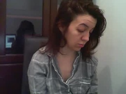 Screen Grab from foxy_karla94