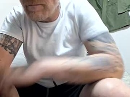 Screen Grab from frankieblueeyes30