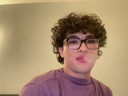 Screen Grab from freakydlboii