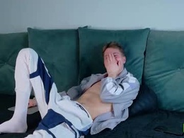 Screen Grab from fred_cute