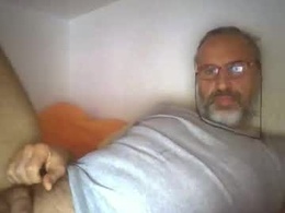 Screen Grab from freelove443