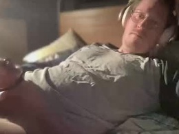 Screen Grab from frenumpa86