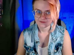 Screen Grab from freya_kiss_