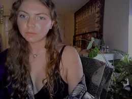 Screen Grab from freyafux