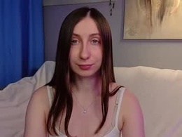 Screen Grab from freyapeachy