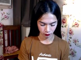 Screen Grab from fuckdollcolen