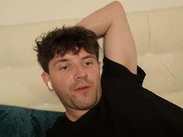 Screen Grab from fun_zitto