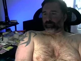 Screen Grab from fuzz69_