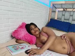 Screen Grab from gaby_dams9