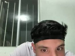 Screen Grab from garypinepineapple