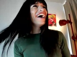 Screen Grab from gia_demiee