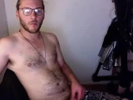 Screen Grab from glassesfetishist2025