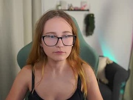 Screen Grab from glossy_babe_