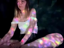 Screen Grab from glyndabrierre