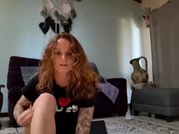 Screen Grab from goddess_ginger_333