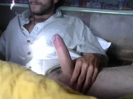 Screen Grab from goodleek