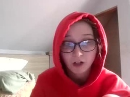 Screen Grab from gooeypixie