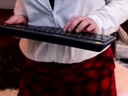 Screen Grab from greasse_mature46