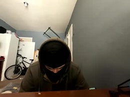 Screen Grab from greenra4nger420