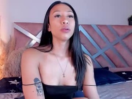 Screen Grab from gril_canela_