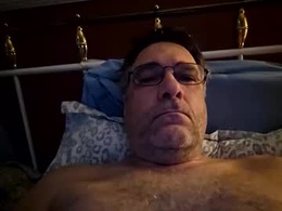 Screen Grab from grossequeue200