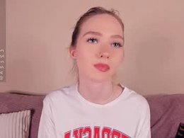 Screen Grab from h0lyangel