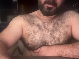 Screen Grab from hairyarab_88