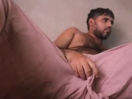Screen Grab from hairybouy264541
