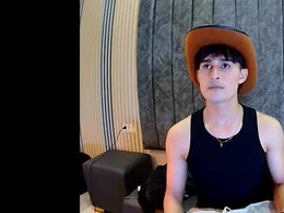 Screen Grab from hamsel_dallas