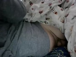 Screen Grab from handncocknocum